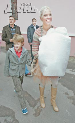 Глюкоzа окрестила дочку (ФОТО)