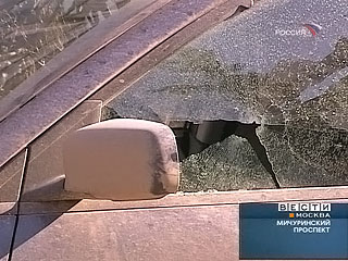 На юго-западе Москвы взорван автомобиль (ФОТО)