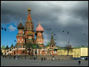 Заминирован Васильевский спуск Заминирован Васильевский спуск