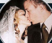 Опубликованы неизвестные фото со свадьбы Мадонны и Гая Ричи