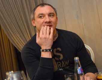 Николай Фоменко тайно обвенчался Николай Фоменко тайно обвенчался