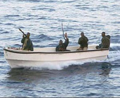 Сомалийские пираты снова обстреляли судно с российским экипажем
