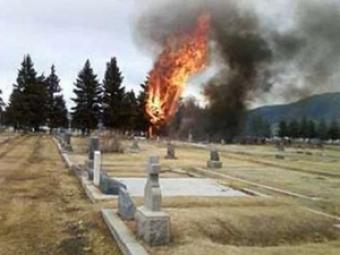 В США разбился самолет с детьми разбился на кладбище