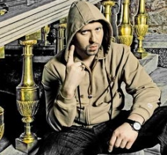 Рэпер Серега впервые стал отцом Рэпер Серега впервые стал отцом