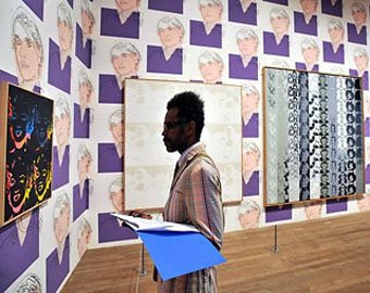 С выставки в галерее Tate убрали фотографию голой Брук Шилдс С выставки в галерее Tate убрали фотографию голой Брук Шилдс