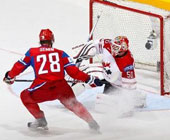 Российские хоккеисты победили канадцев и вышли в полуфинал ЧМ