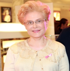 Елена Малышева обещает выпустить еще одну «чумовую программу» Елена Малышева обещает выпустить еще одну «чумовую программу»